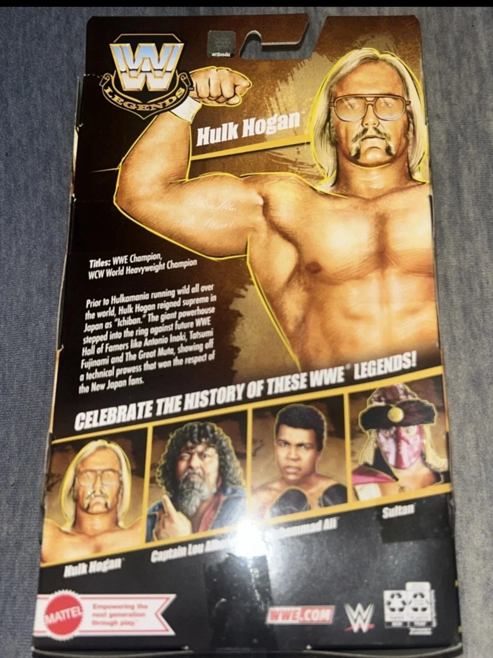 HULK HOGAN WWE LEGENDS ELITE COLLECTION SERIES 22 ACTION FIGURE